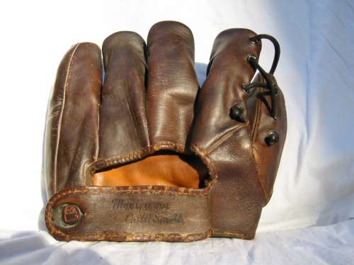 Melvin Ott MacGregor Goldsmith G129 Back